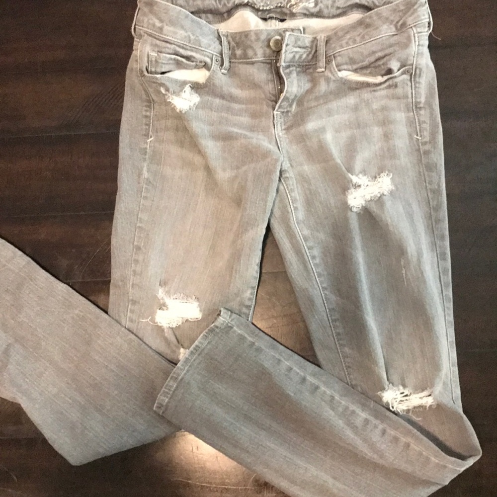 American Eagle Gray Wash Jeans